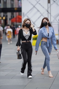 【精选街拍】Vol.3565 牛仔裤短上衣 [90P-1.05GB]