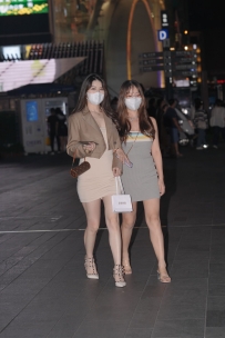 【精选街拍】Vol.3731 简约气质针织裙搭配 [69P+1V-1.18GB]